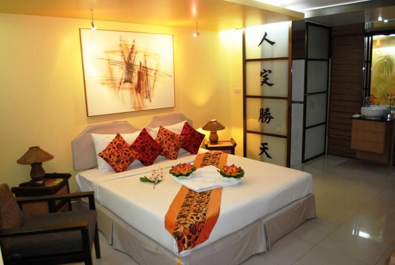 Pasadena Lodge Pattaya Quarto foto